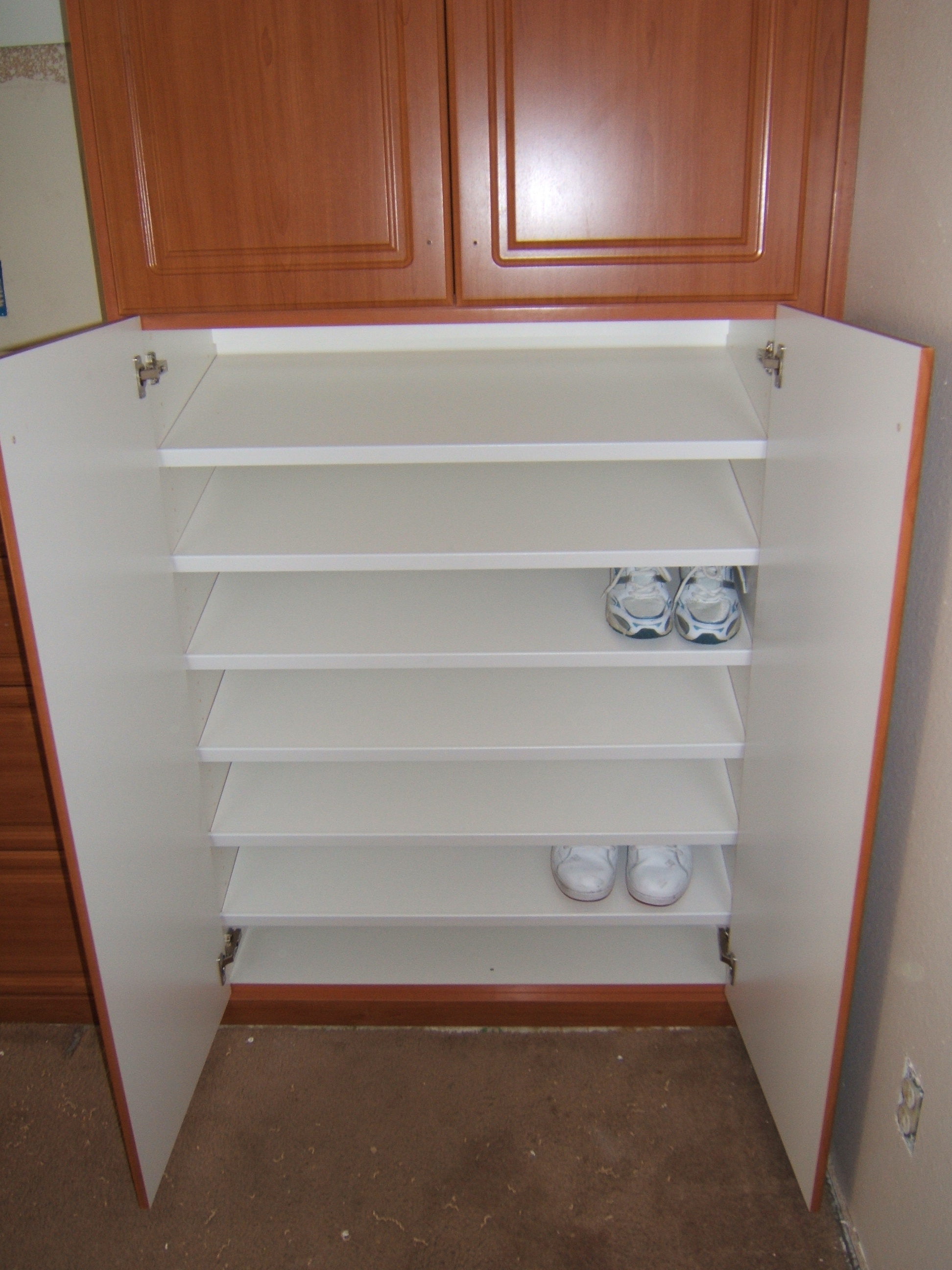 closet2.jpg